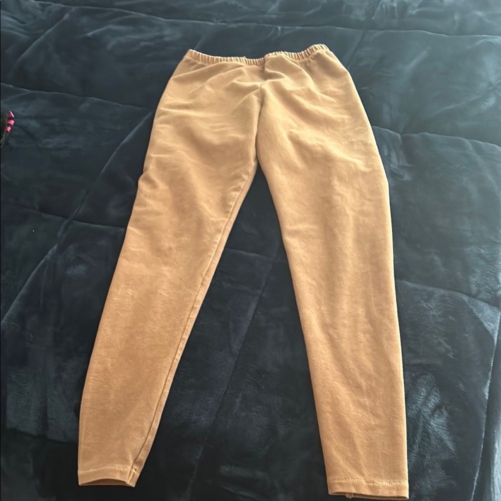 SKIMS fits everyone legging